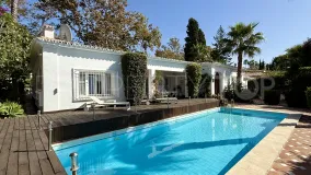 Villa en venta en Guadalmina Alta con 3 dormitorios
