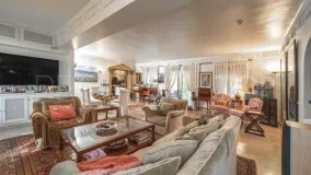 Villa for sale in Guadalmina Alta with 3 bedrooms