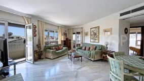 For sale duplex penthouse with 4 bedrooms in Marbella Centro