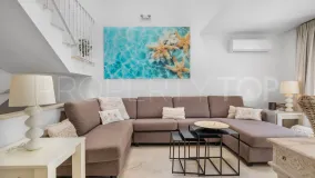 5 bedrooms semi detached house for sale in Estepona