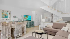 5 bedrooms semi detached house for sale in Estepona