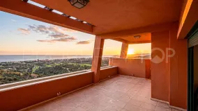 Penthouse for sale in Marbella East with 2 bedrooms