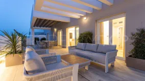 Apartamento en venta de 4 dormitorios en Nueva Andalucia