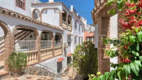 Se vende adosado en Benahavis con 3 dormitorios