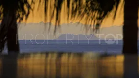 Villa for sale in Elviria
