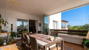 For sale Estepona apartment with 3 bedrooms