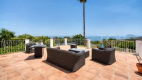 Se vende villa en Manilva con 5 dormitorios