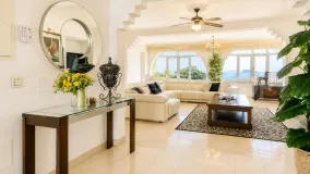 Se vende villa en Manilva con 5 dormitorios