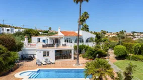 Se vende villa en Manilva con 5 dormitorios