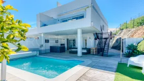 Villa en venta con 3 dormitorios en Riviera del Sol