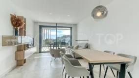 2 bedrooms penthouse in Estepona for sale