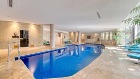 Apartamento a la venta en Marbella - Puerto Banus con 6 dormitorios