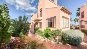 For sale 3 bedrooms town house in Estepona