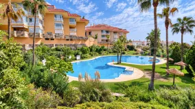 Apartamento de 2 dormitorios en venta en Fuengirola