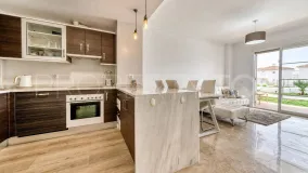 For sale ground floor apartment in La Duquesa