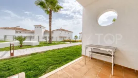 For sale ground floor apartment in La Duquesa