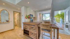 Se vende apartamento planta baja en Aloha