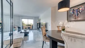 For sale 2 bedrooms apartment in Benalmadena