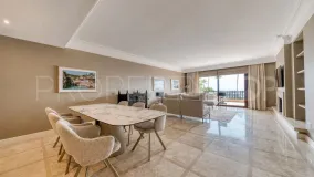 Apartamento en venta en New Golden Mile con 2 dormitorios