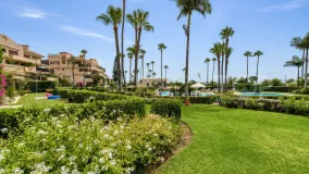 Apartamento en venta en New Golden Mile con 2 dormitorios