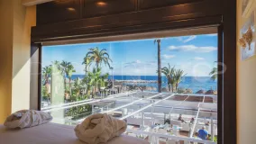 Apartamento en venta de 3 dormitorios en Marbella - Puerto Banus
