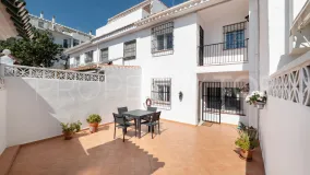 Nueva Andalucia 4 bedrooms town house for sale
