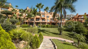 Apartamento planta baja en venta en Alminar de Marbella