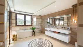 Apartment for sale in Real de La Quinta with 4 bedrooms