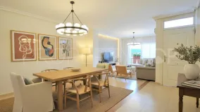 Ground floor apartment for sale in Aloha
