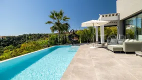 Selwo 4 bedrooms villa for sale