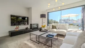 Selwo 4 bedrooms villa for sale