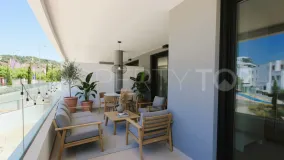 Apartamento en venta con 2 dormitorios en Estepona