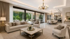 Comprar villa en Guadalmina Baja de 7 dormitorios