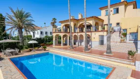 Buenas Noches, villa en venta