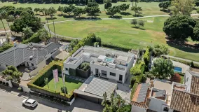 Villa a la venta en Nueva Andalucia