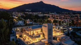 House for sale in Nueva Andalucia