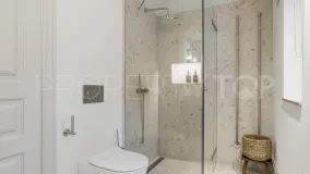 6 bedrooms villa for sale in Nueva Andalucia