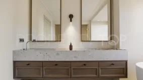 6 bedrooms villa for sale in Nueva Andalucia