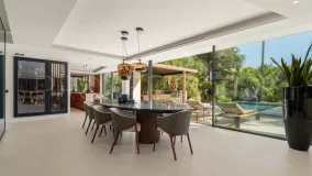 For sale villa in Las Chapas with 5 bedrooms