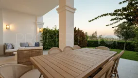 Adosado a la venta en La Quinta con 4 dormitorios