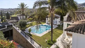 For sale Nueva Andalucia 4 bedrooms villa