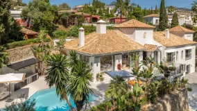 Villa with 5 bedrooms for sale in Benahavis