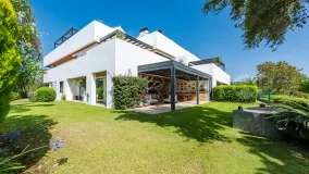 For sale 4 bedrooms apartment in Hacienda de Valderrama