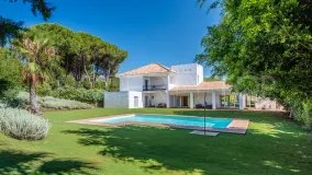 Villa de 4 dormitorios en venta en Zona L