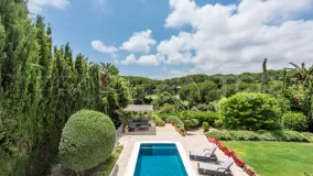 Zona F, villa en venta con 4 dormitorios