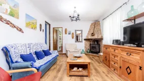 Country house with 5 bedrooms for sale in Cuevas de San Marcos