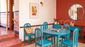 For sale house with 4 bedrooms in Cuevas Bajas