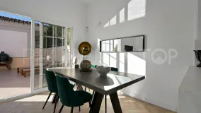 House for sale in Los Naranjos with 5 bedrooms