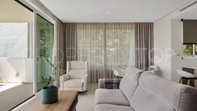 Buy Palo Alto flat