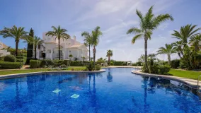 3 bedrooms flat in Los Monteros for sale